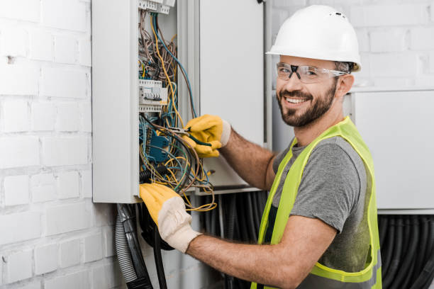 Best Affordable Emergency Electrician  in Hohenwald, TN